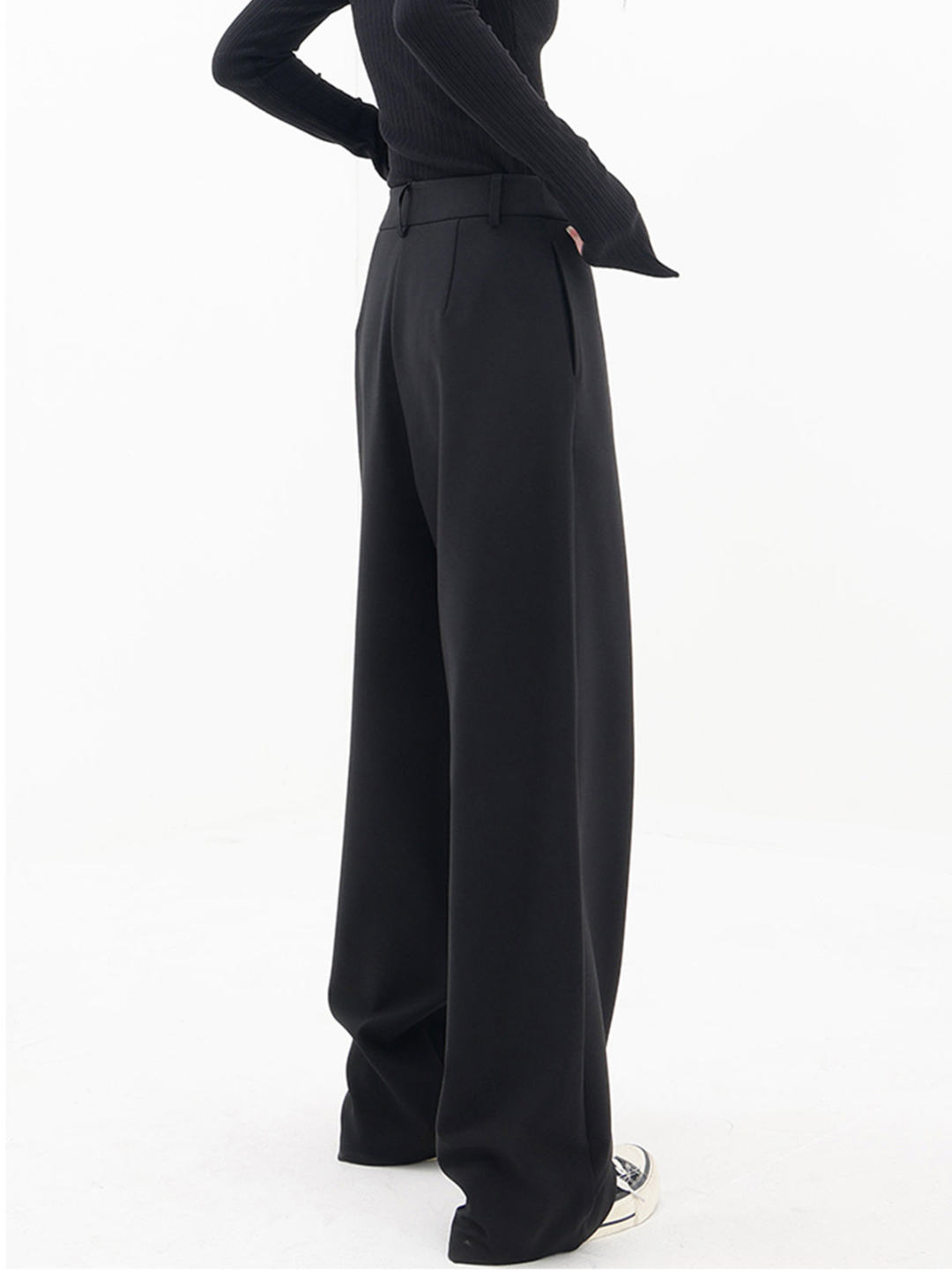 Cora | Asymmetrical Baggy Pants